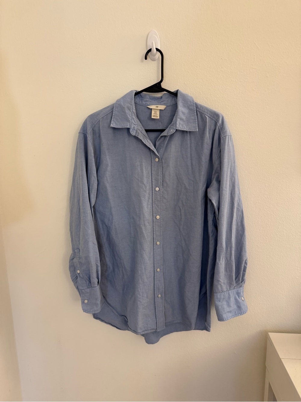 H&M Light Blue Button-Up Shirt
